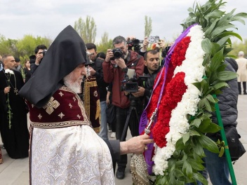 Ցեղասպանության թանգարան-ինստիտուտը հեռացրել է Ամենայն Հայոց Կաթողիկոսի այցի մասին տեղեկությունը