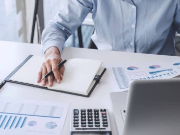 ԱԺ-ն ընդունել է «ՀՀ աշխատանքային օրենսգրքում փոփոխություններ և լրացումներ կատարելու մասին» օրենքի նախագիծը