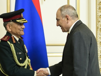 Փաշինյանն ու Հնդկաստանի ԶՈՒ պաշտպանության շտաբի պետը քննարկել են համագործակցությանը վերաբերող հարցեր