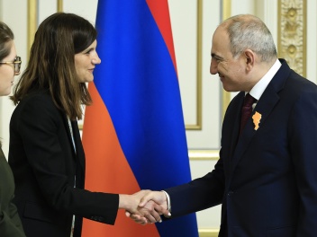 Նիկոլ Փաշինյանն ընդունել է Ֆրանսիայի կառավարական պատվիրակությանը