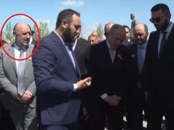 Ռուսաստանից եկած գործարարը Փաշինյանի համար ձա՞յն է հավաքում