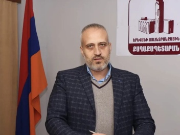 Ծեծի ենթարկված ավագանու անդամ Սարգիս Տեր-Եսայանի ինքնազգացողությունը վատացել է