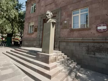 Բրյուսովի համալսարանի շենքի օտարման գործով երեք անձի վերաբերյալ նախաքննությունն ավարտվել է