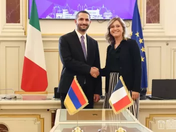Հռոմում հանդիպել են Հայաստանի և Ֆրանսիայի խորհրդարանների նախագահները